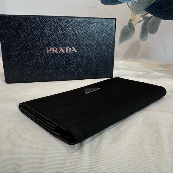 EUC✨PRADA Nylon & Leather Bifold Wallet - Picture 10 of 14